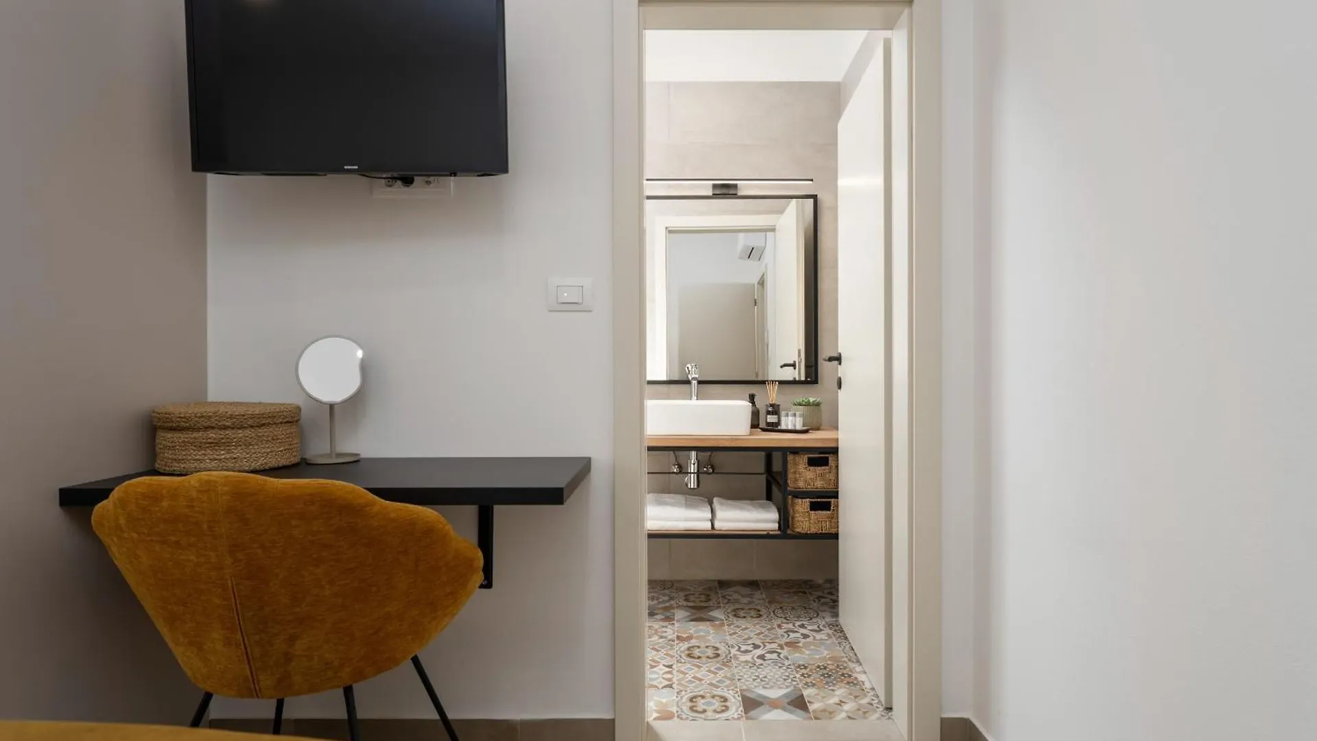 Casa Canziana For 6 People With Private Pool In Pula