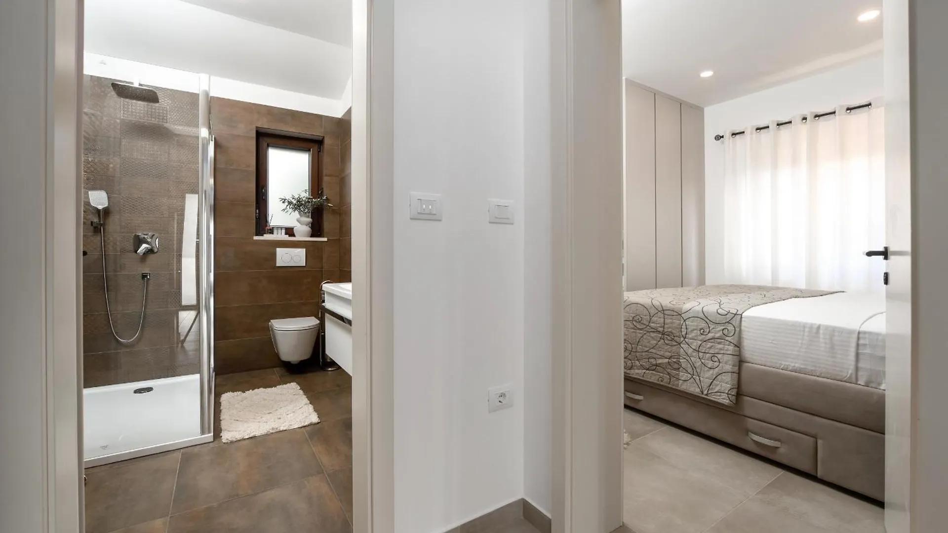 Casa Canziana For 6 People With Private Pool In Pula Villa
